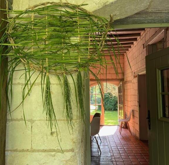 Bed and Breakfast Domaine De Fresnoy