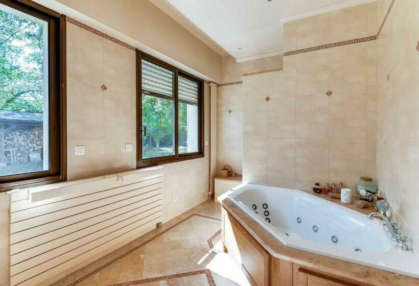 Bed and Breakfast Les Grands Tilleuls