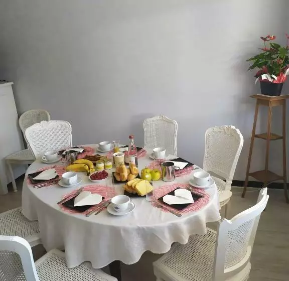 Aamiaismajoitus (B&B) Maison Plume