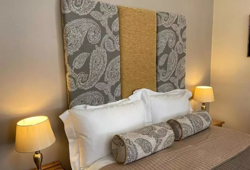 Carlton Corner Bed & Breakfast