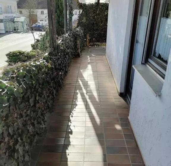 Hotelli Gasthof Zur Post