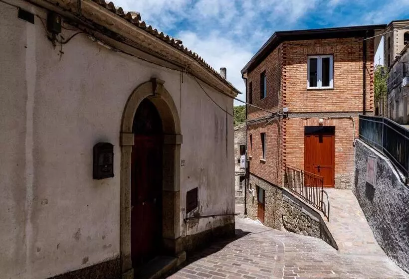 Hotelli Girastrittue Colobraro