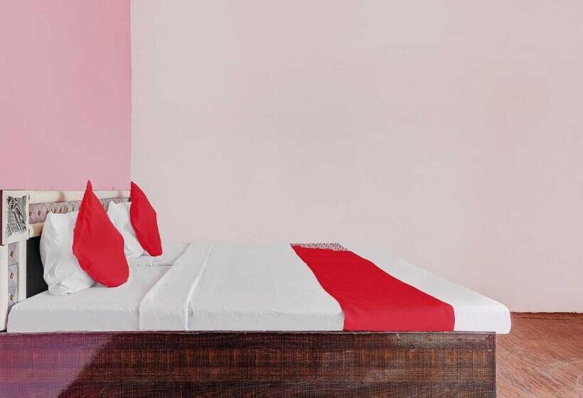 ホテル Oyo 79466 Vats Tower