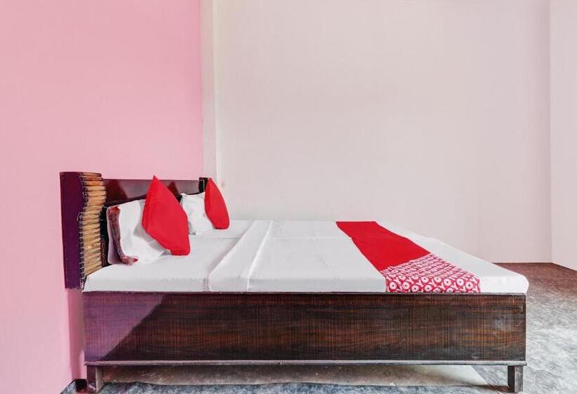 ホテル Oyo 79466 Vats Tower