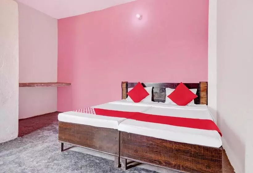 Hotelli Oyo 79466 Vats Tower