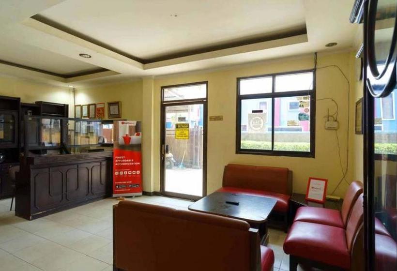 בית מלון כפרי Reddoorz @ Dwipa Wisata