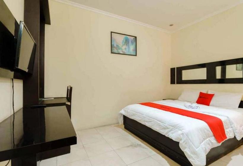 בית מלון כפרי Reddoorz @ Dwipa Wisata