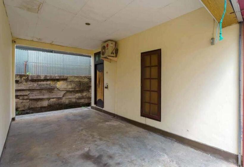 בית מלון כפרי Reddoorz @ Dwipa Wisata