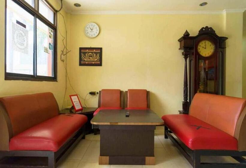 בית מלון כפרי Reddoorz @ Dwipa Wisata