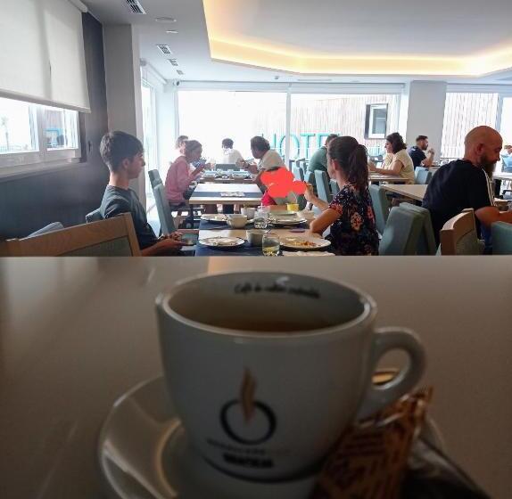 ホテル Spa Meiga Do Mar