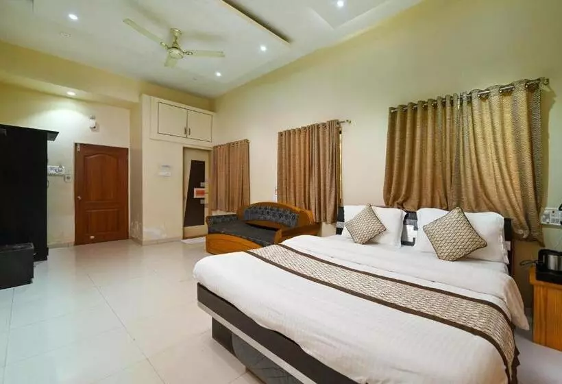 ホテル Wairkar’s Sea Pearl Resort