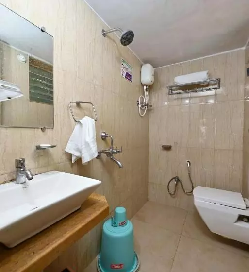 ホテル Wairkar’s Sea Pearl Resort