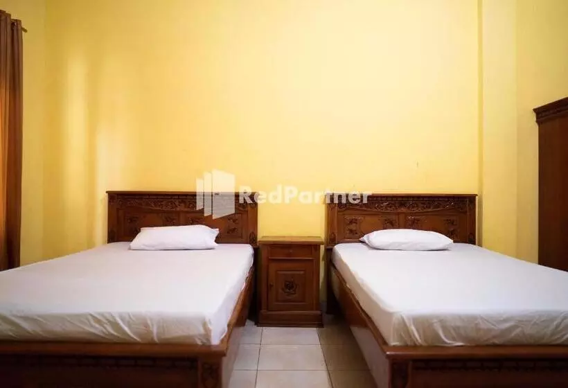 Hotelli Wisma Citra Metro Mitra Reddoorz