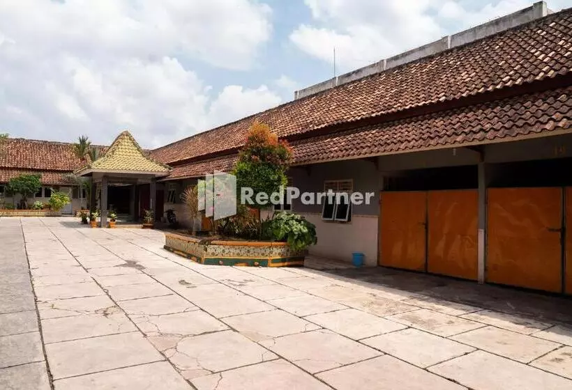 Hotelli Wisma Citra Metro Mitra Reddoorz