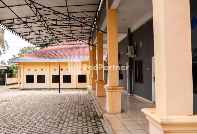 Hotelli Wisma Citra Metro Mitra Reddoorz