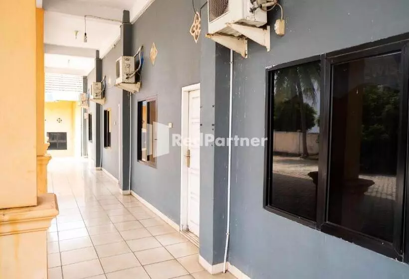 Hotelli Wisma Citra Metro Mitra Reddoorz