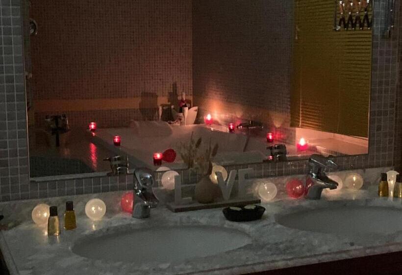 بنسيون Château De Ré