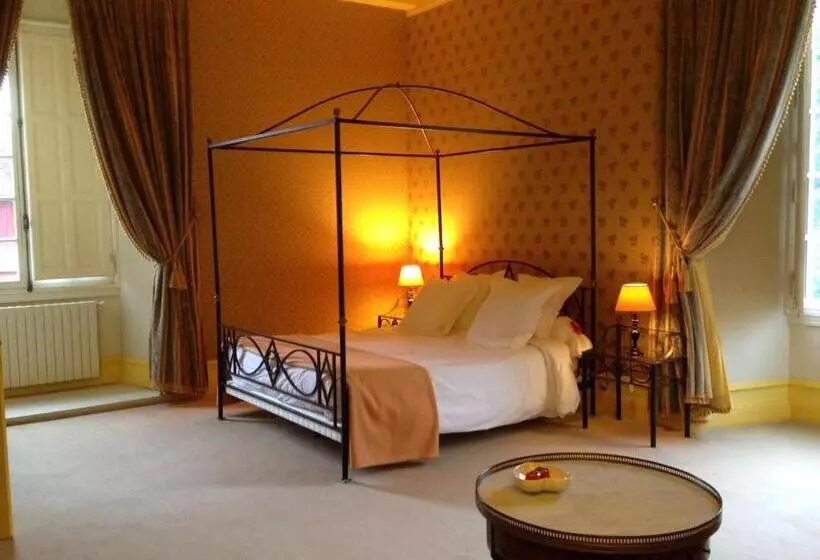 Majatalo Château De Ré