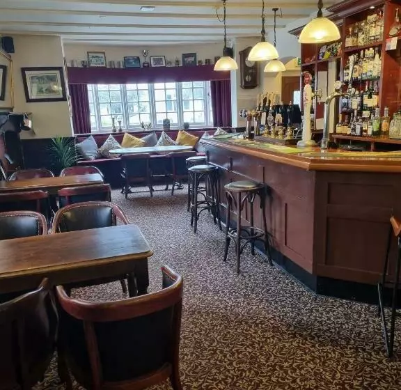 پانسیون The Cricketers Inn