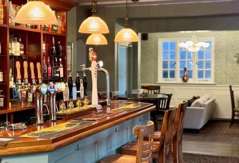 پانسیون The Cricketers Inn