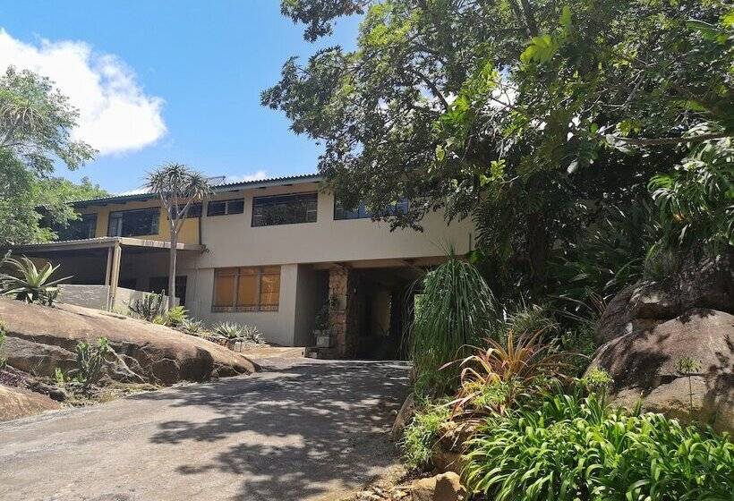 호스텔 Legendery Backpackers