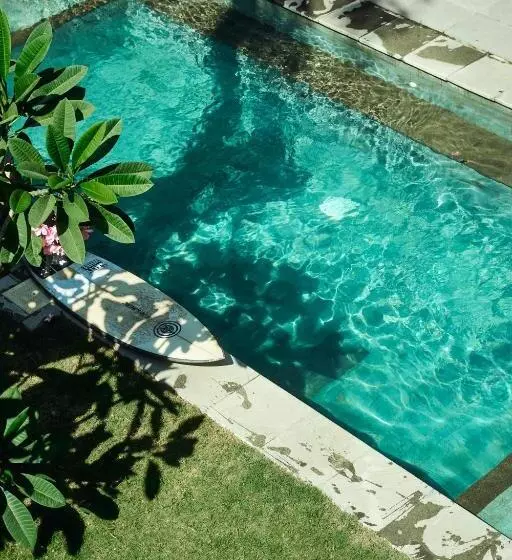 ユースホステル Lotide Surf Camps Lombok