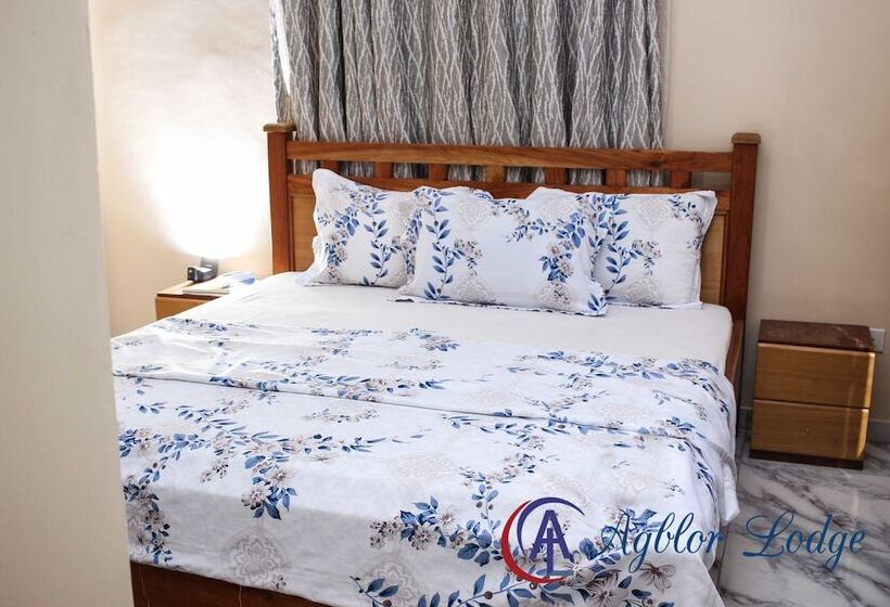 בית מלון כפרי Agblor Lodge