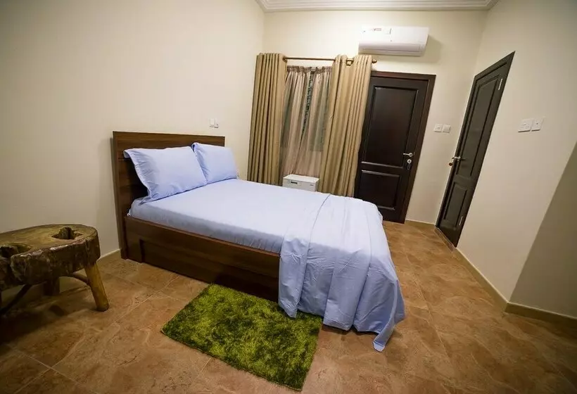 Hotelli Bulls And Anchor Inn