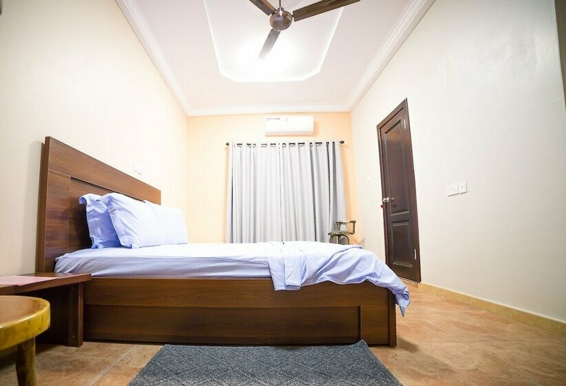 Hotel Bulls And Anchor Inn