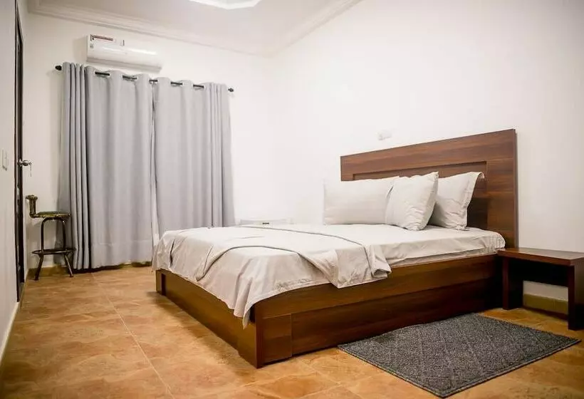 Hotelli Bulls And Anchor Inn