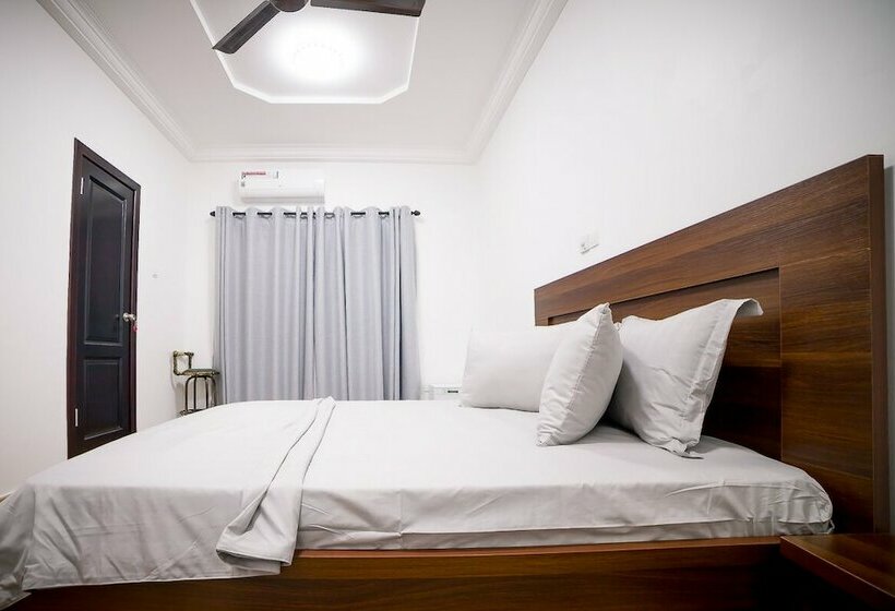 Hotel Bulls And Anchor Inn