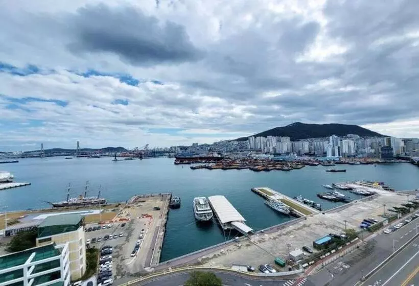 هتل Busan Connect Ocean