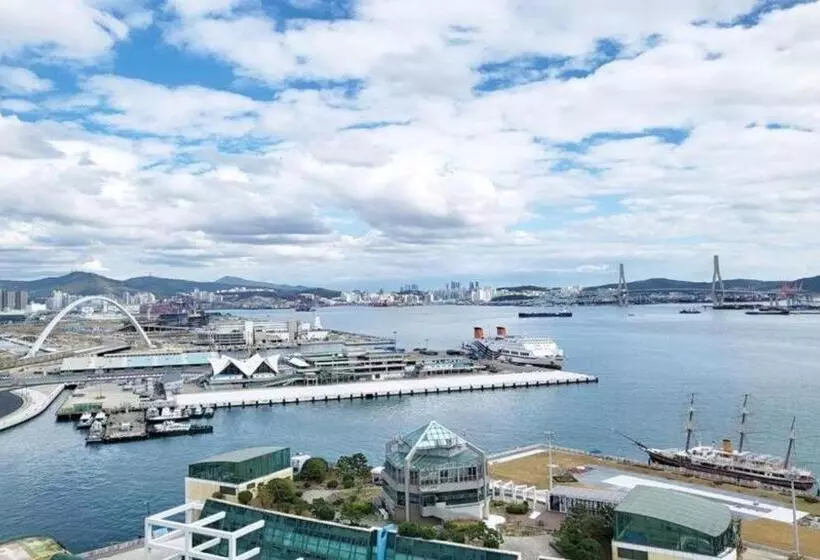 هتل Busan Connect Ocean