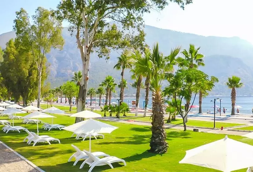 Hotelli Dolunay Suit & Beach