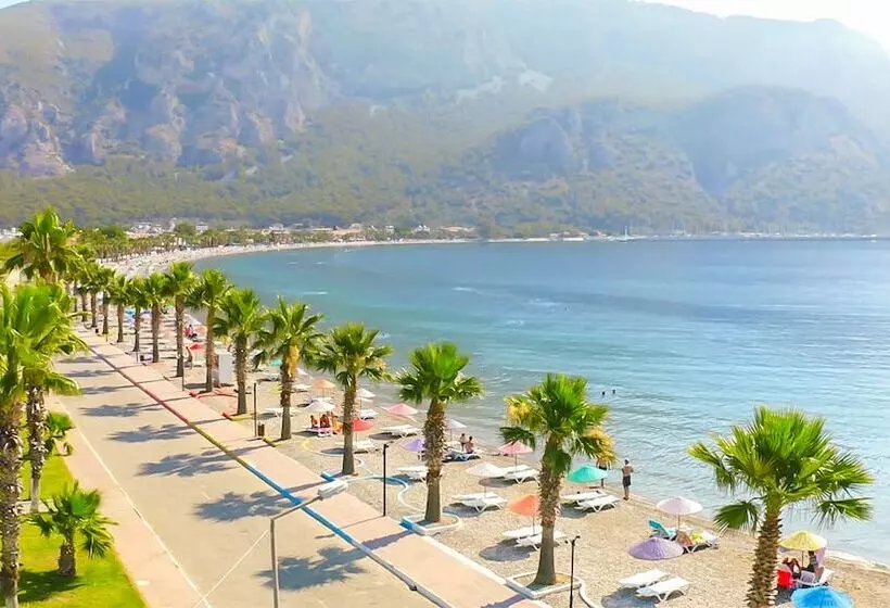 Hotelli Dolunay Suit & Beach