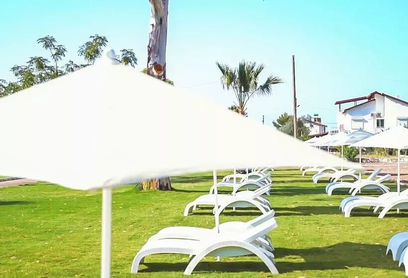 Hotelli Dolunay Suit & Beach