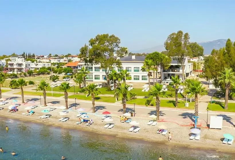 Hotelli Dolunay Suit & Beach