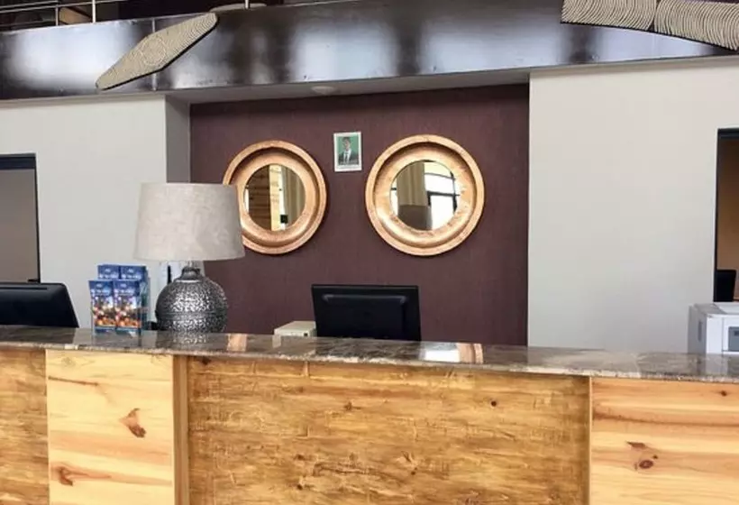 هتل Fatmols Lodge