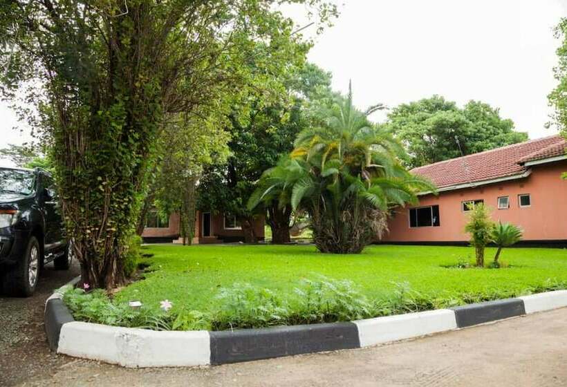 בית מלון כפרי Fatmols Lodge