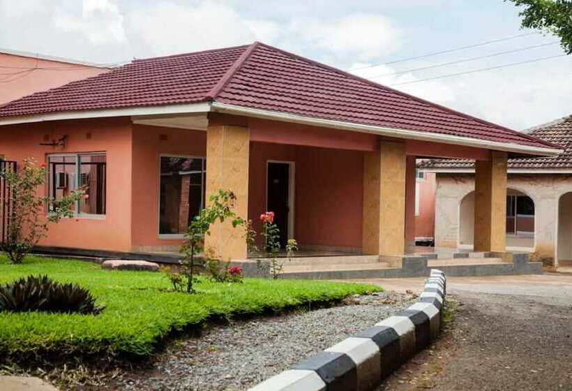 בית מלון כפרי Fatmols Lodge