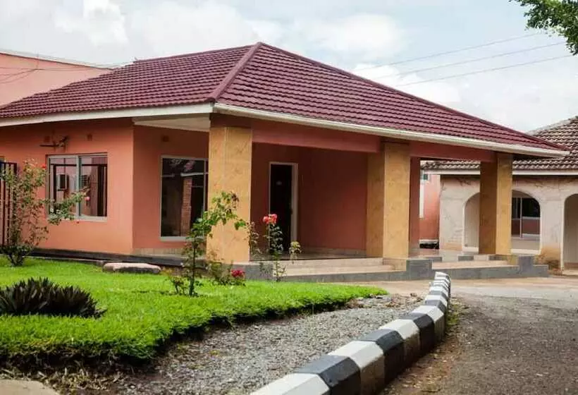 هتل Fatmols Lodge