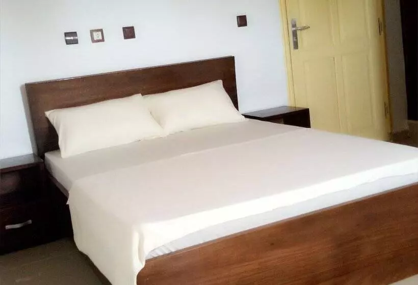 هتل Hôtel Naell Assinie