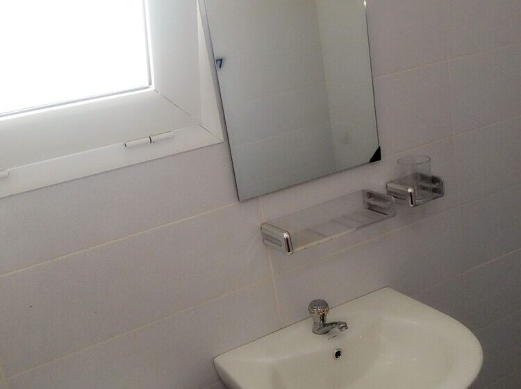 هتل Hôtel Naell Assinie