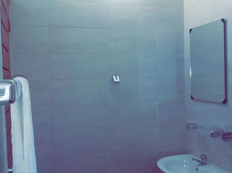 هتل Hôtel Naell Assinie