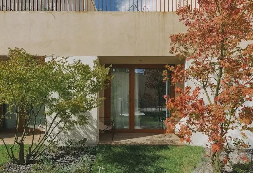 Hotel Outsite Porto Mouco