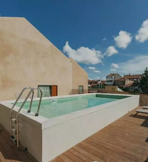 Hotel Outsite Porto Mouco