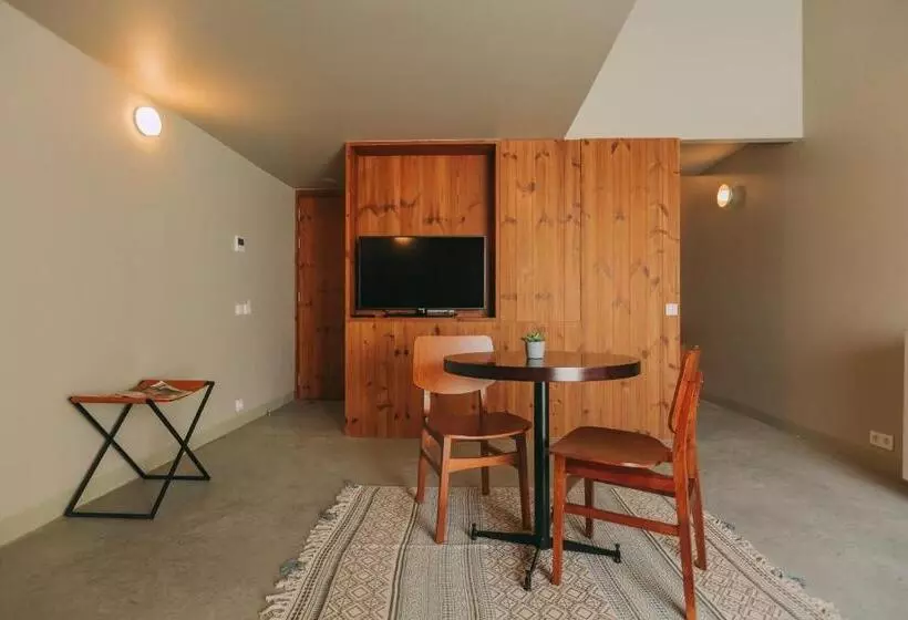 Hotel Outsite Porto Mouco