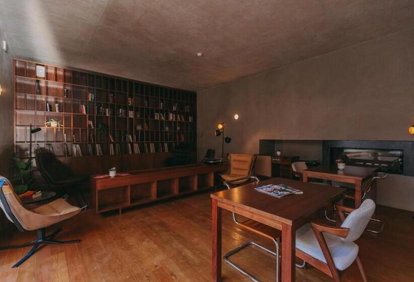 هتل Outsite Porto Mouco