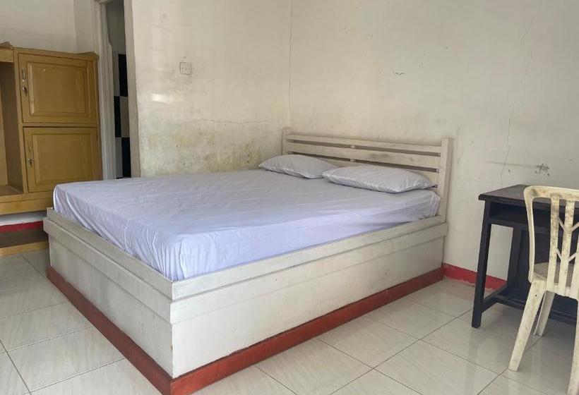 בית מלון כפרי Oyo 90616 Jojo Residence Syariah