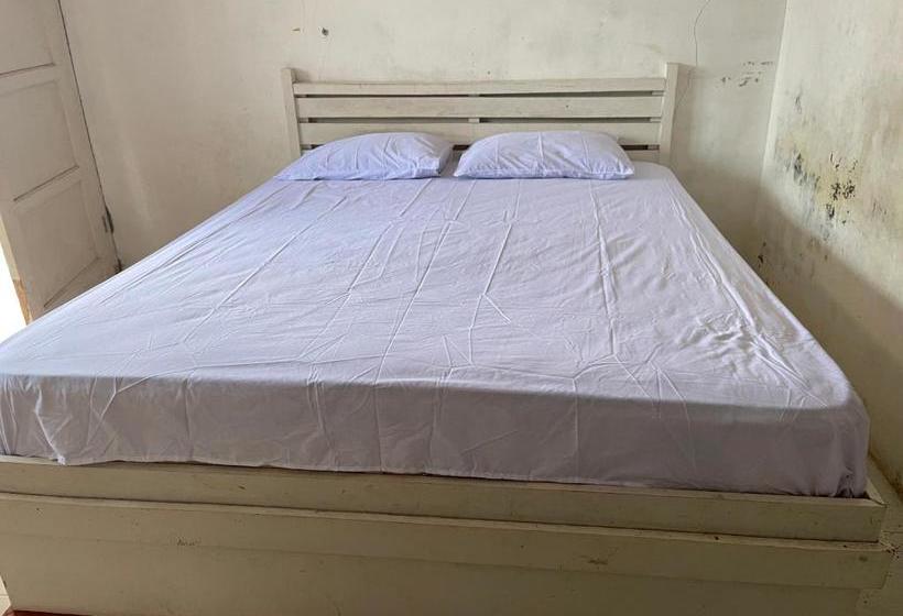 בית מלון כפרי Oyo 90616 Jojo Residence Syariah